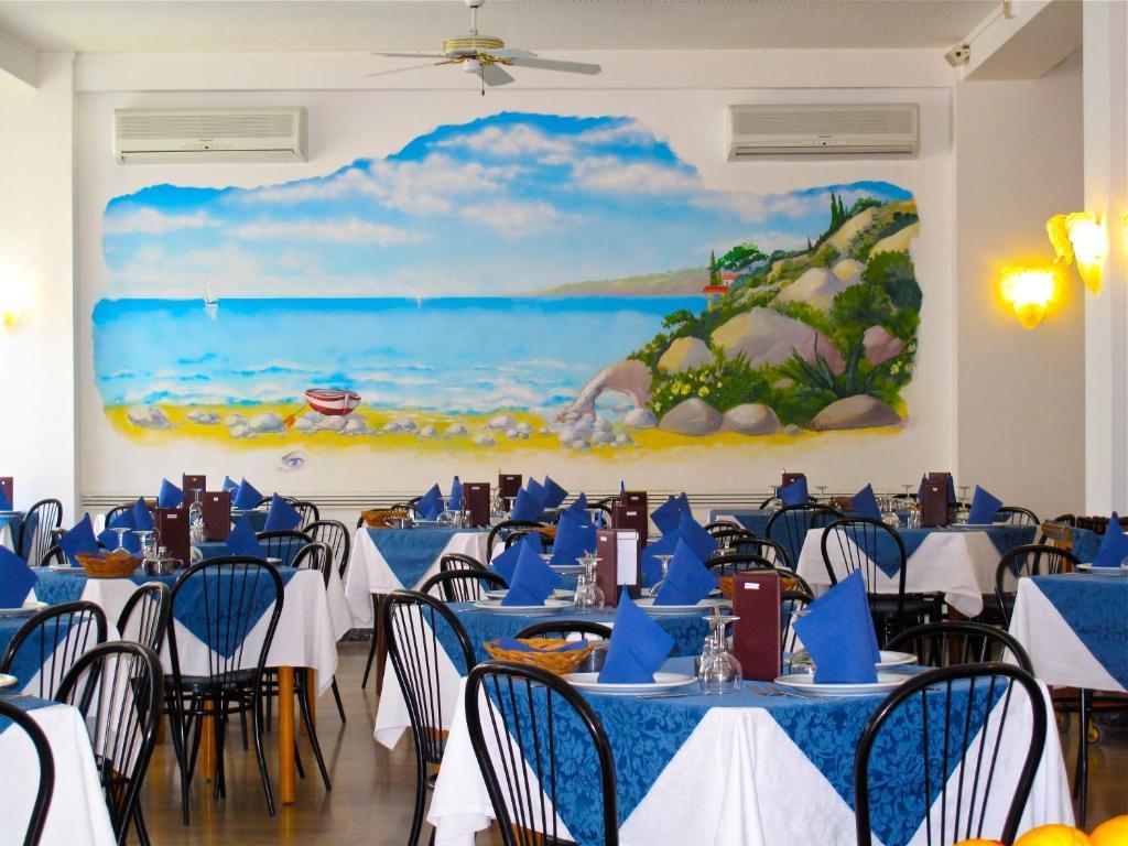 Holiday Hotel Cattolica
